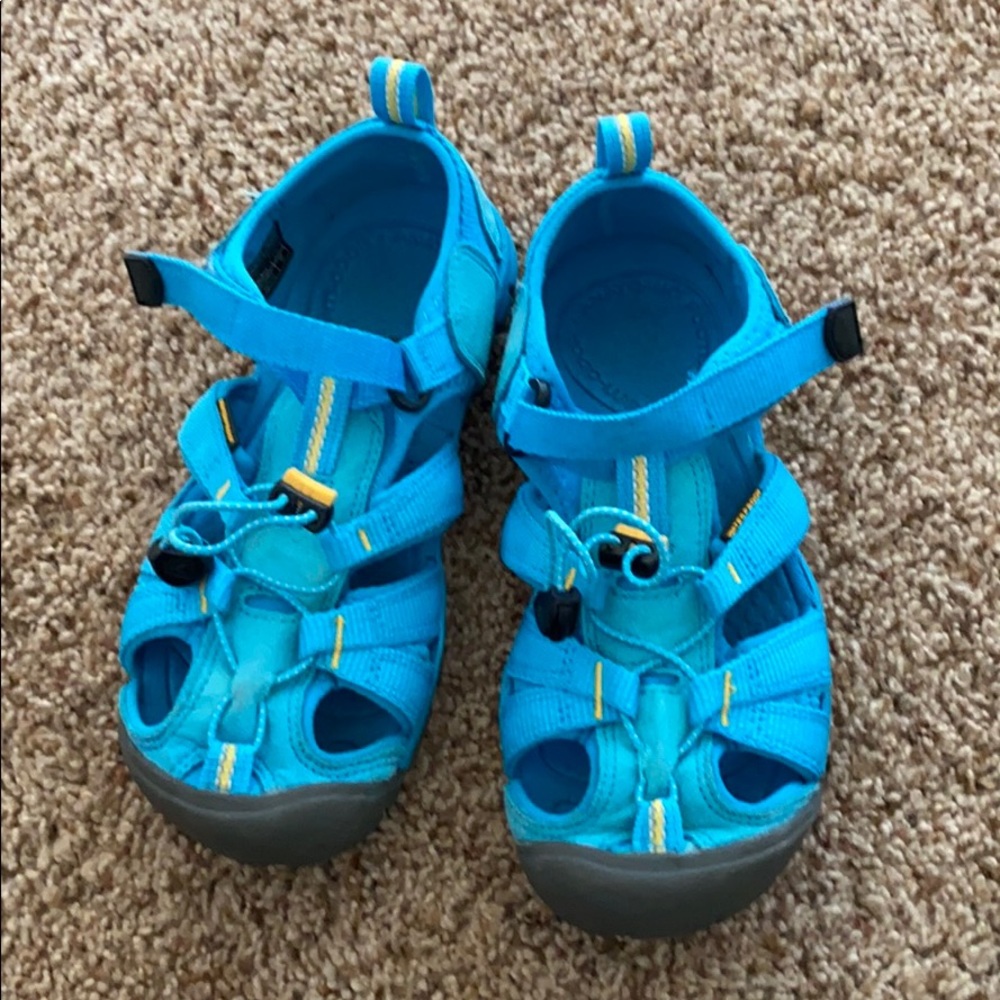 Keen Girl Sandals